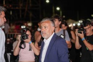 Cornejo participó de la ceremonia. Foto: Gobierno de Mendoza